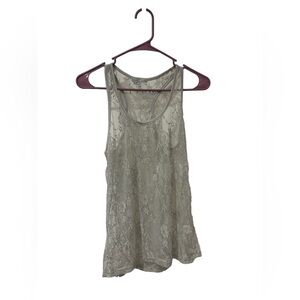 Women’s Charlotte Russe silver lace floral tank top size Large